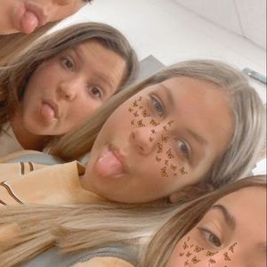 Meet your Posher, Kylee